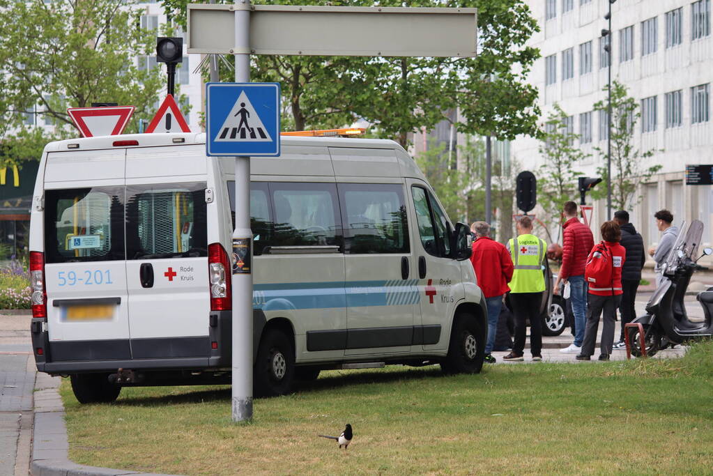 Scooterrijders gewond bij botsing