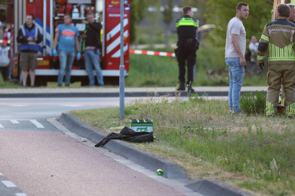 Meerdere gewonden nadat kampioenswagen kantelt