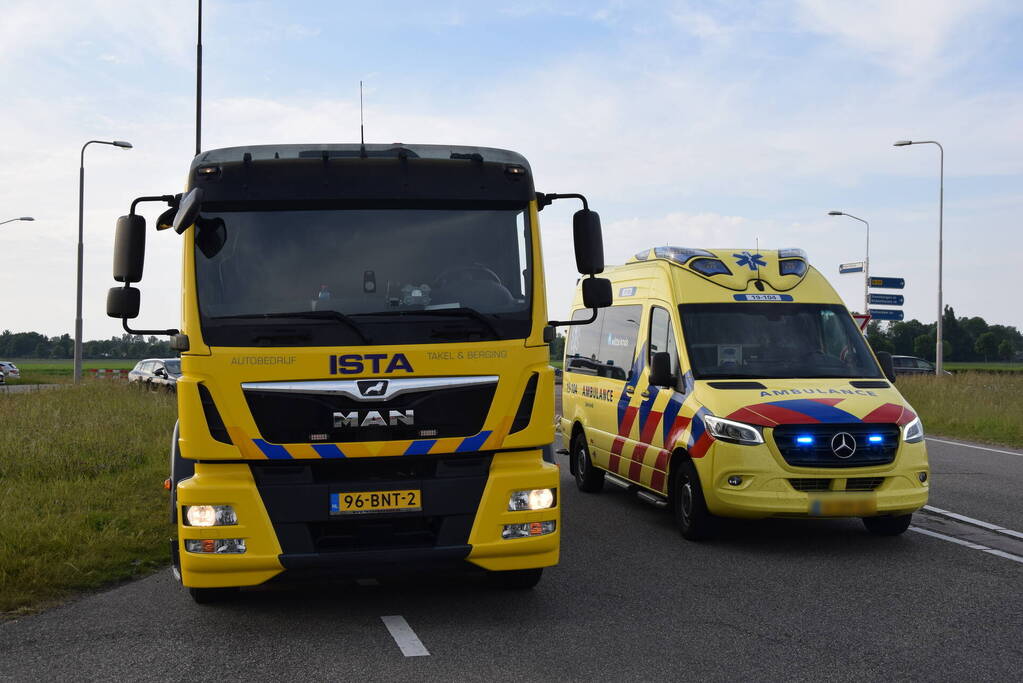 Motorrijder gewond bij botsing met auto