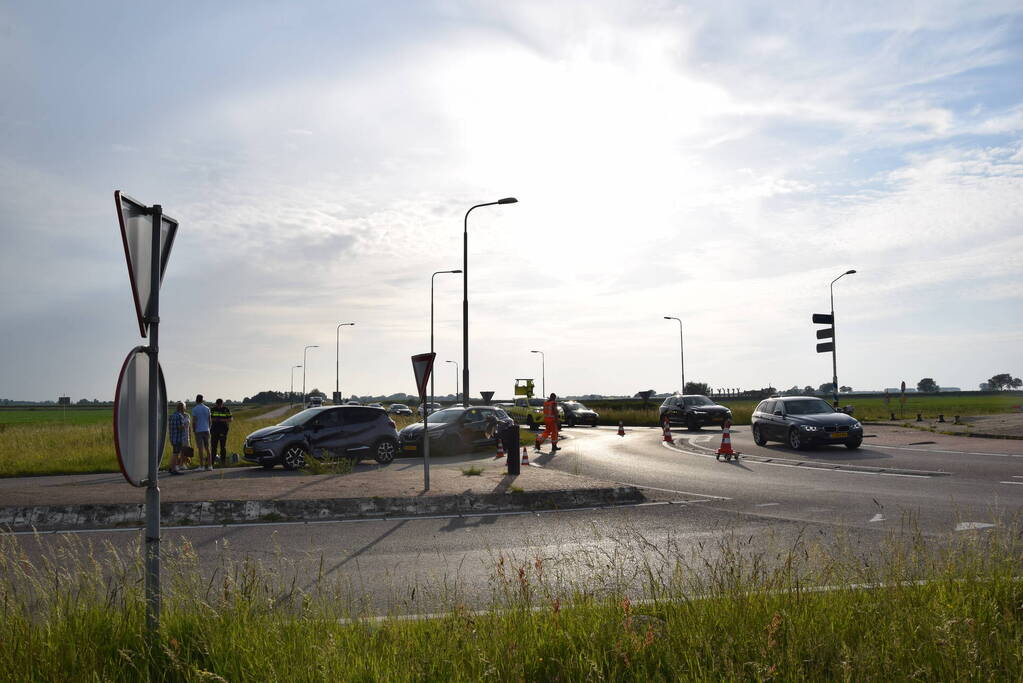 Motorrijder gewond bij botsing met auto