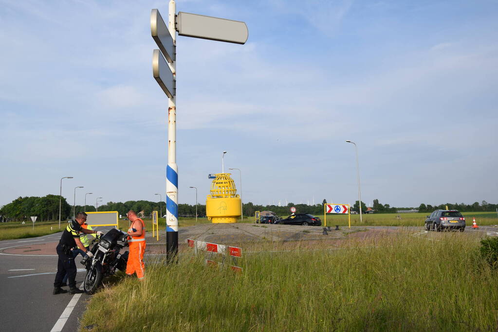 Motorrijder gewond bij botsing met auto
