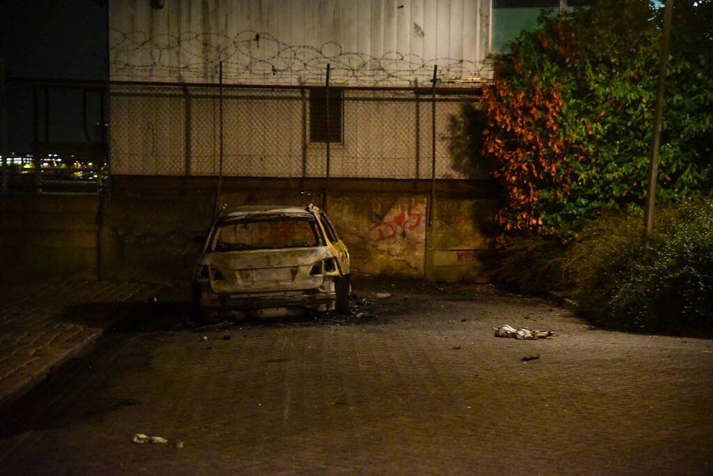 Vluchtauto schietpartij uitgebrand aangetroffen