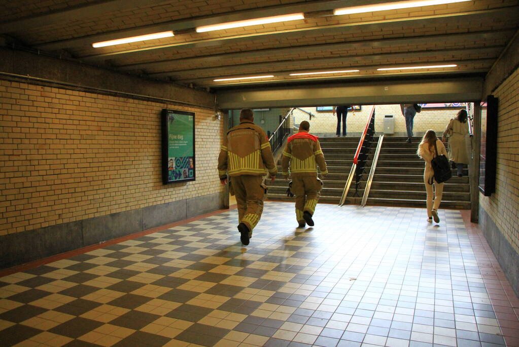 Wederom personen vast in lift NS-station