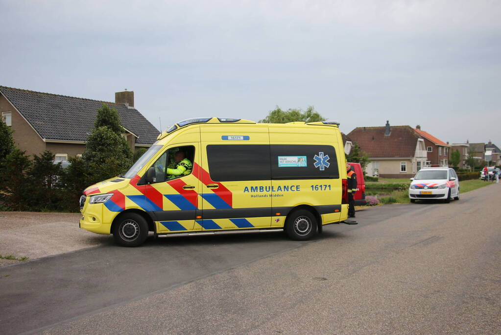 Persoon te water geraakt in Leidsche Trekvaart bij Tuinderij Buitenkans