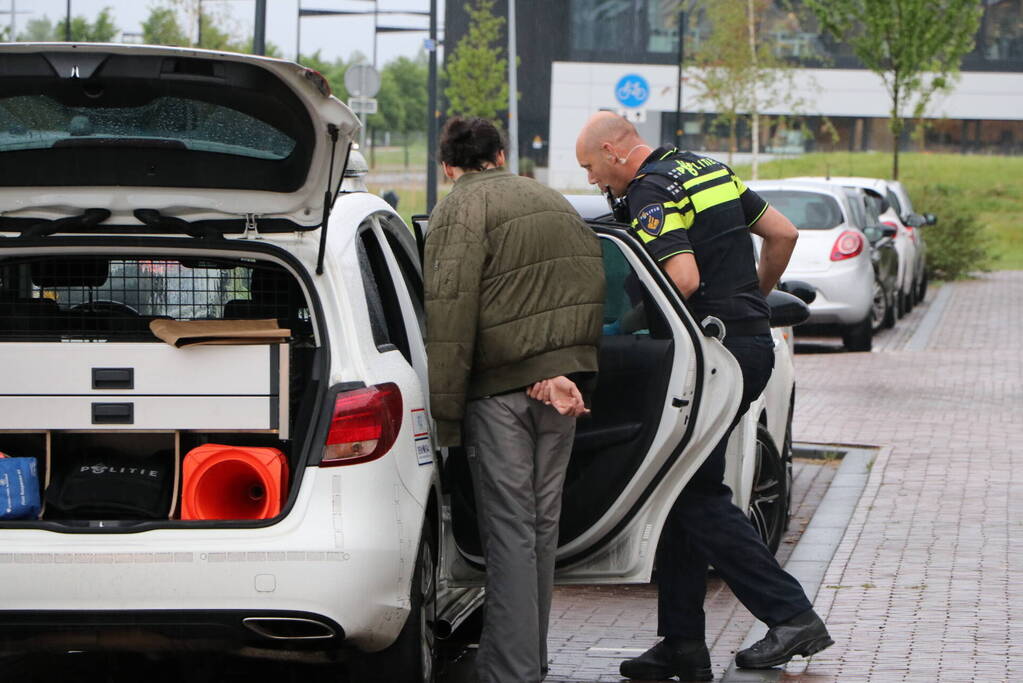 Persoon zwaargewond na steekpartij