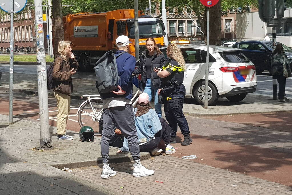 Jongedame gewond bij ongeval op fietspad