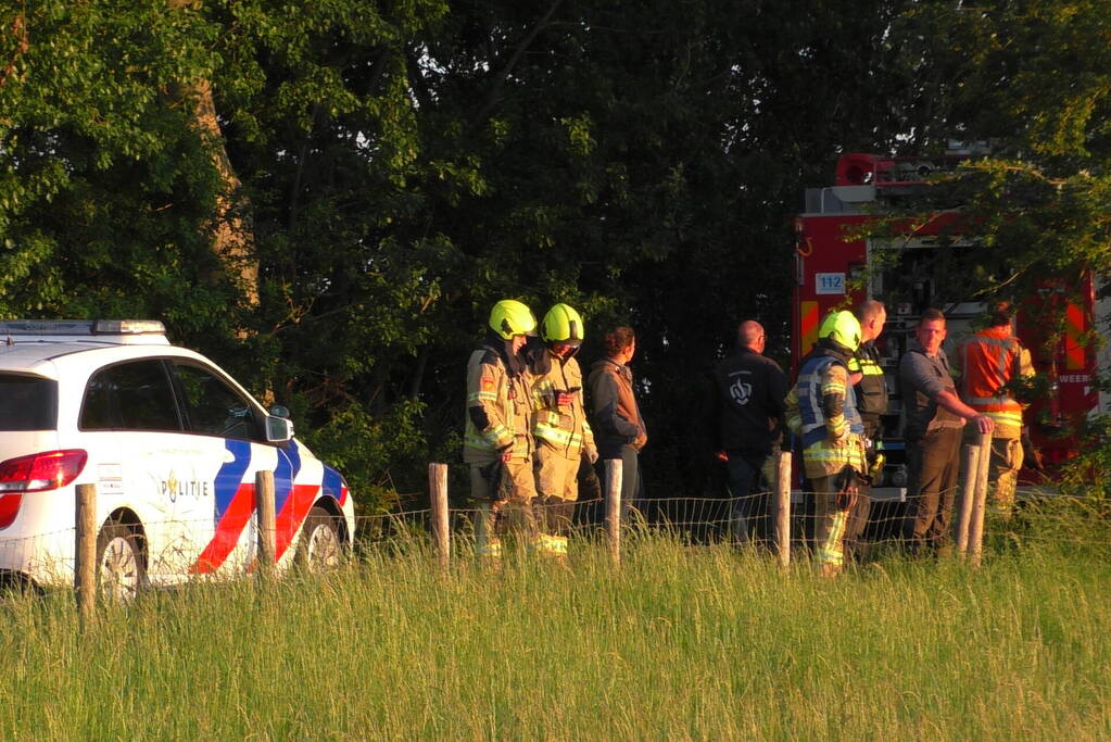 Brand in schuur voor schapen snel onder controle
