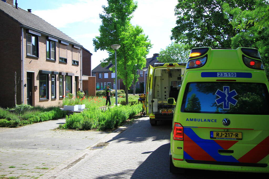 Persoon gewond bij steekpartij in woning