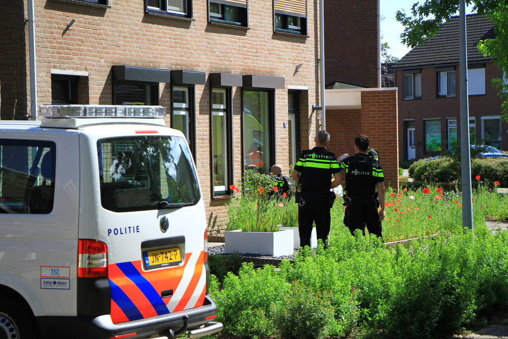 Persoon gewond bij steekpartij in woning
