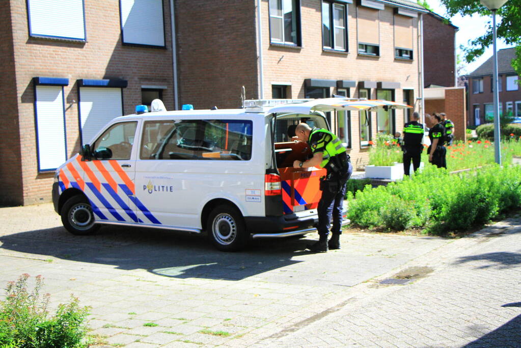 Persoon gewond bij steekpartij in woning