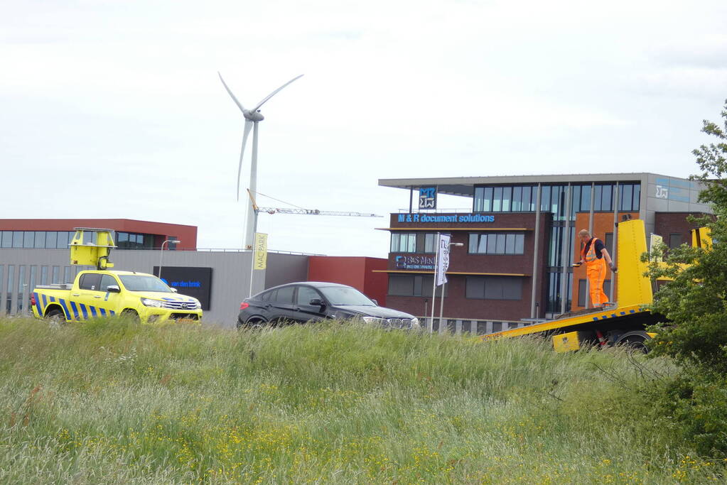 Auto's beschadigd bij kop-staartbotsing