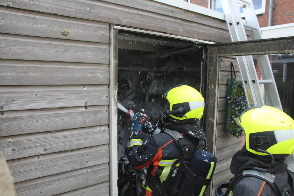 Brand in schuur van woning door accu e-bike