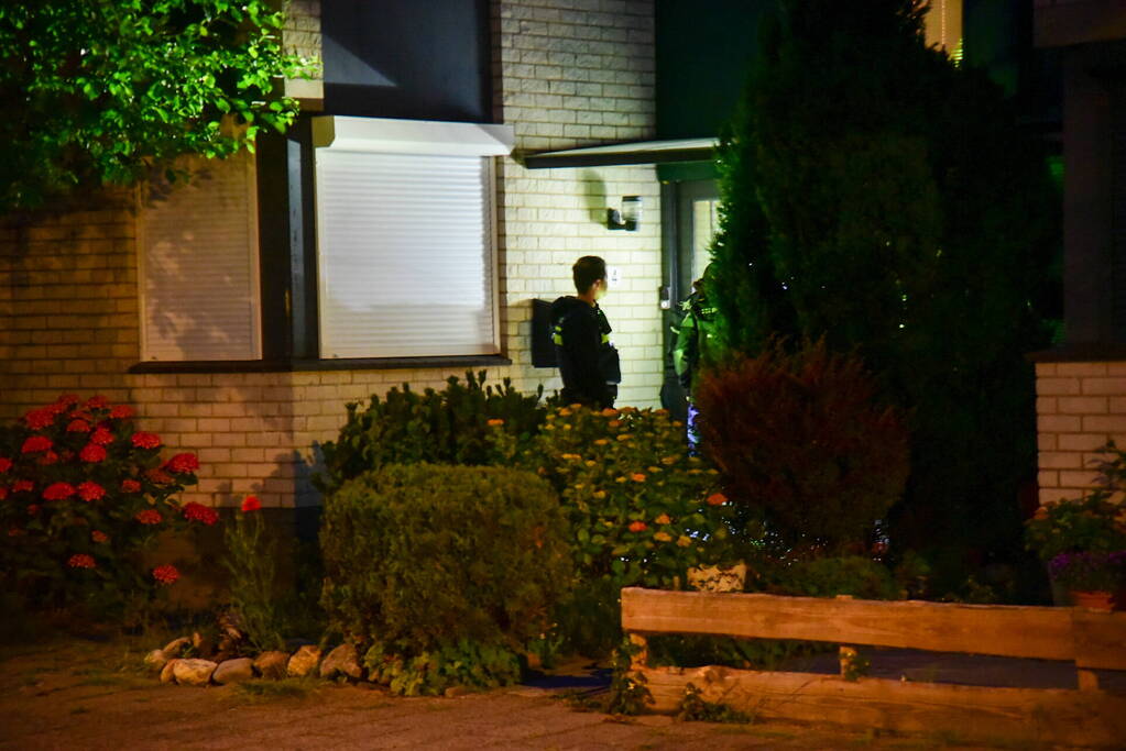 Politie onderzoek naar beschieting woning