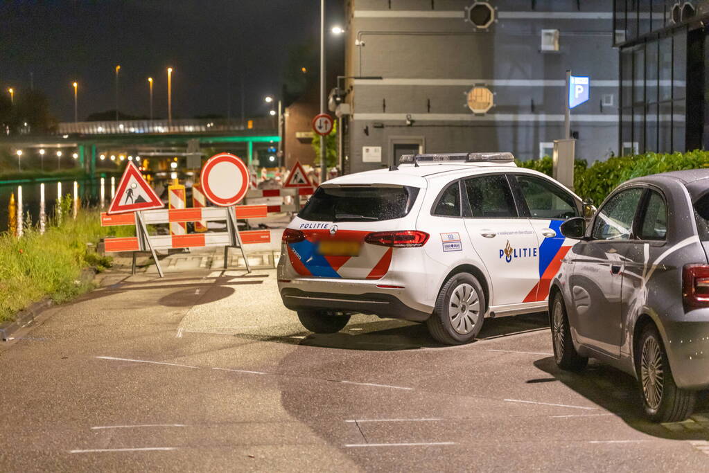 Politie doet onderzoek naar overval op bedrijfspand