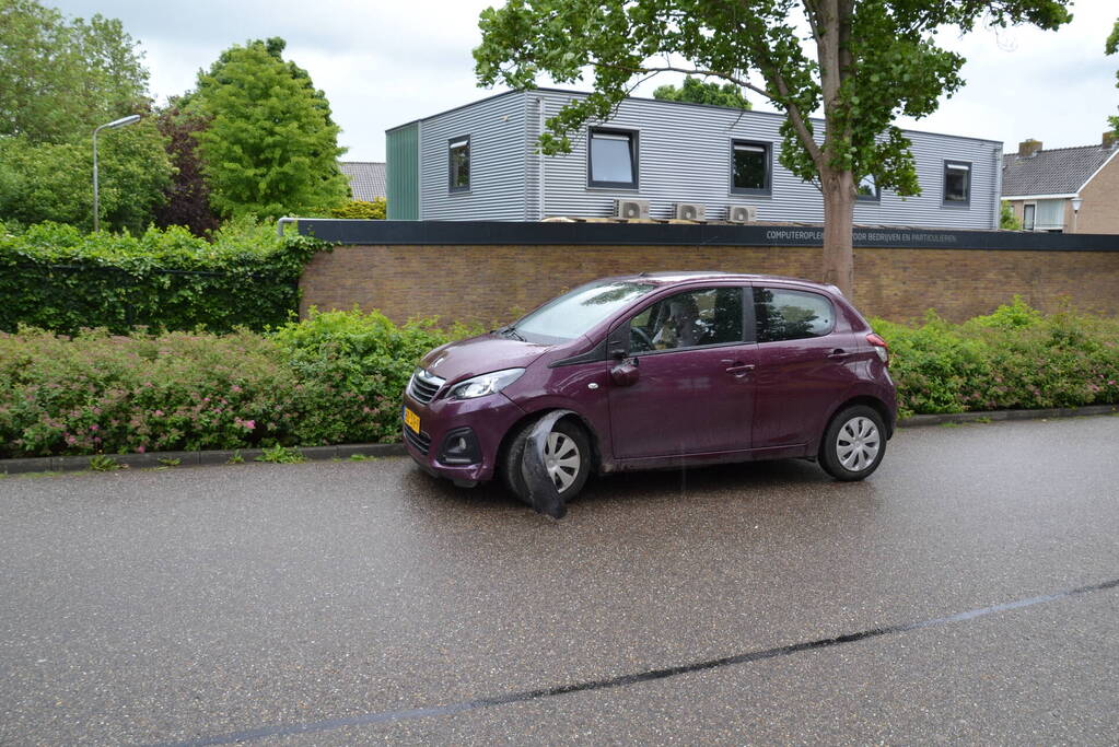 Fietser gewond bij botsing met auto