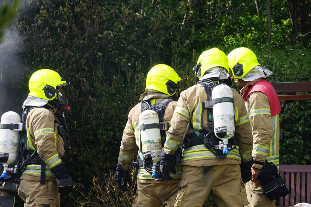 Tuinhuis op Camping Elizabeth Hoeve gaat in vlammen op