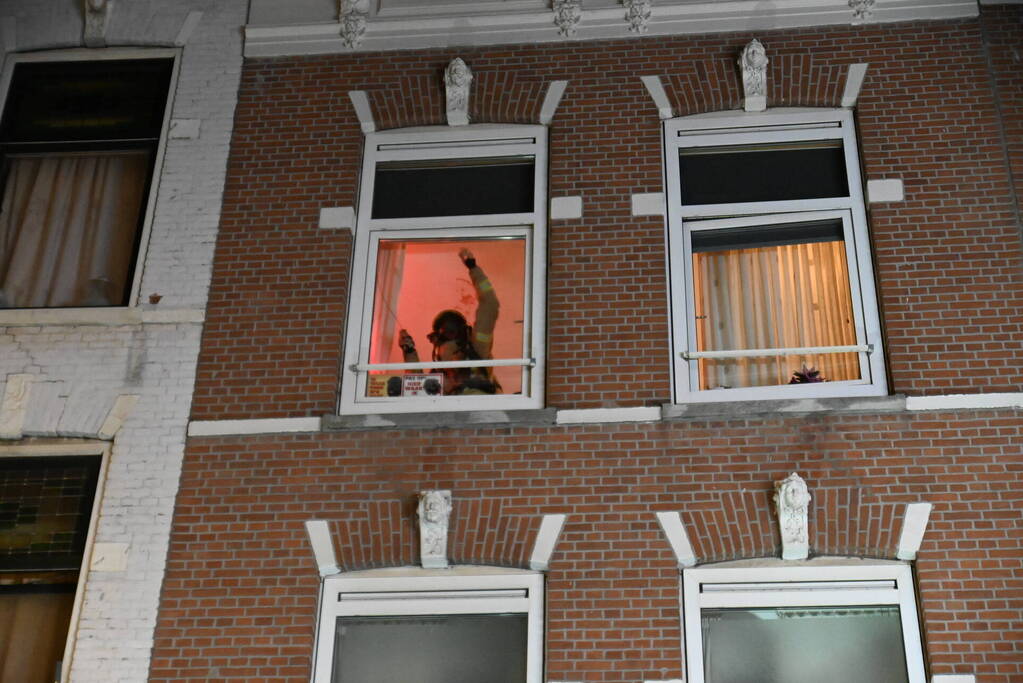 Woningen ontruimd door brandstichting bij winkel 't Kraslotje