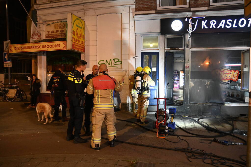 Woningen ontruimd door brandstichting bij winkel 't Kraslotje