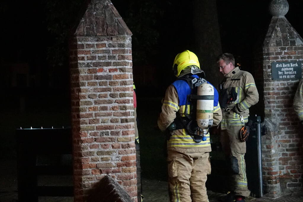 Politie doet onderzoek naar brand