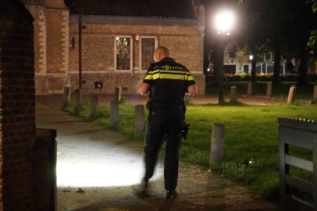 Politie doet onderzoek naar brand