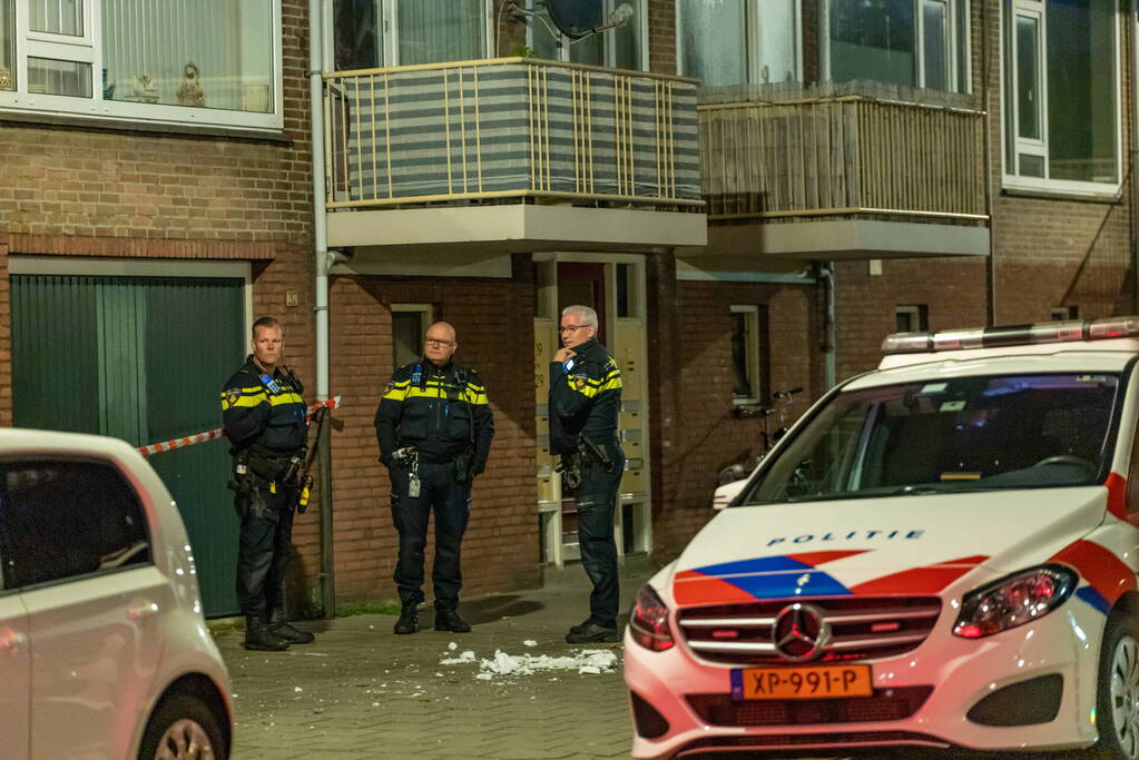 Twee gewonde en zes aanhoudingen na steekpartij