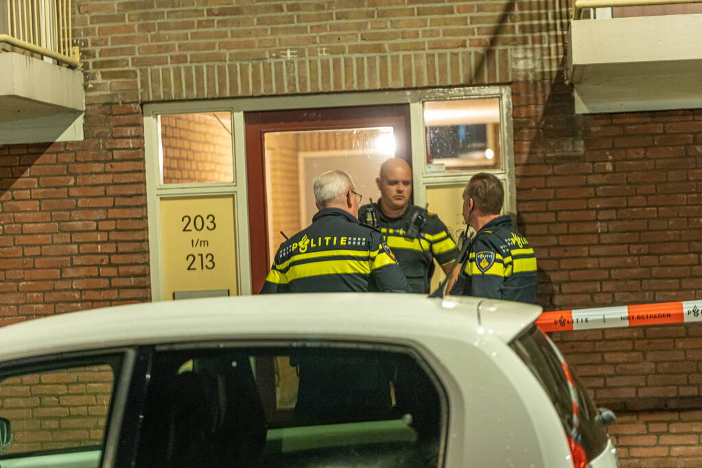 Twee gewonde en zes aanhoudingen na steekpartij