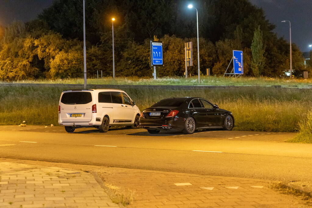 Twee gewonde en zes aanhoudingen na steekpartij