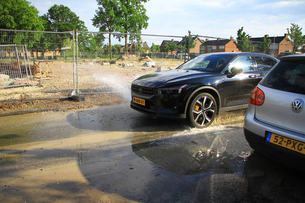 Huishoudens zonder water door lekkage