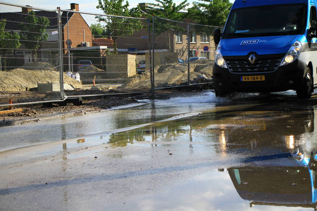 Huishoudens zonder water door lekkage