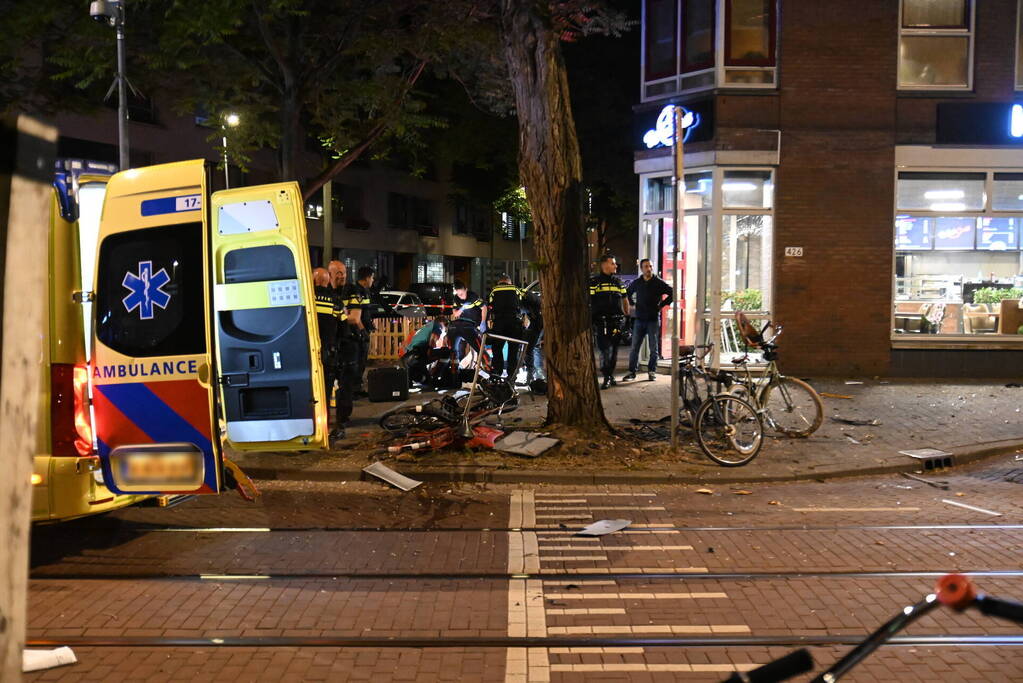 Gewonde bij crash na onbezonnen inhaalactie