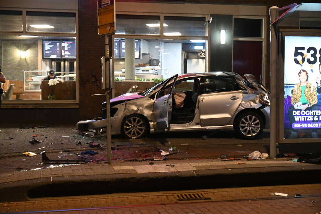 Gewonde bij crash na onbezonnen inhaalactie