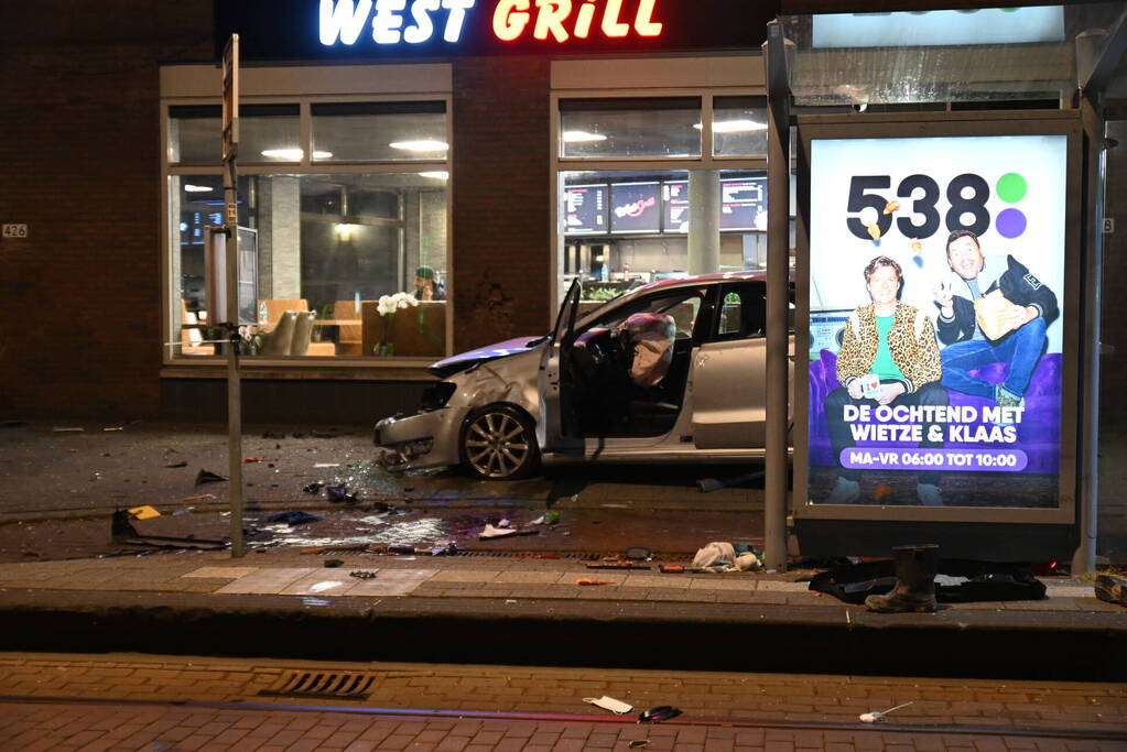 Gewonde bij crash na onbezonnen inhaalactie