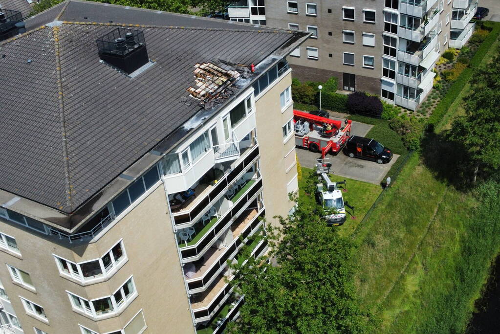 Dakdekker veroorzaakt brand bij werkzaamheden