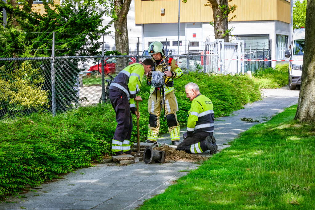Gasleiding geraakt bij graafwerkzaamheden