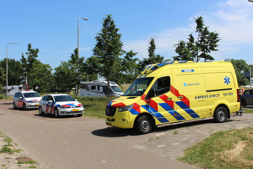 Brommerrijder gewond bij aanrijding met auto