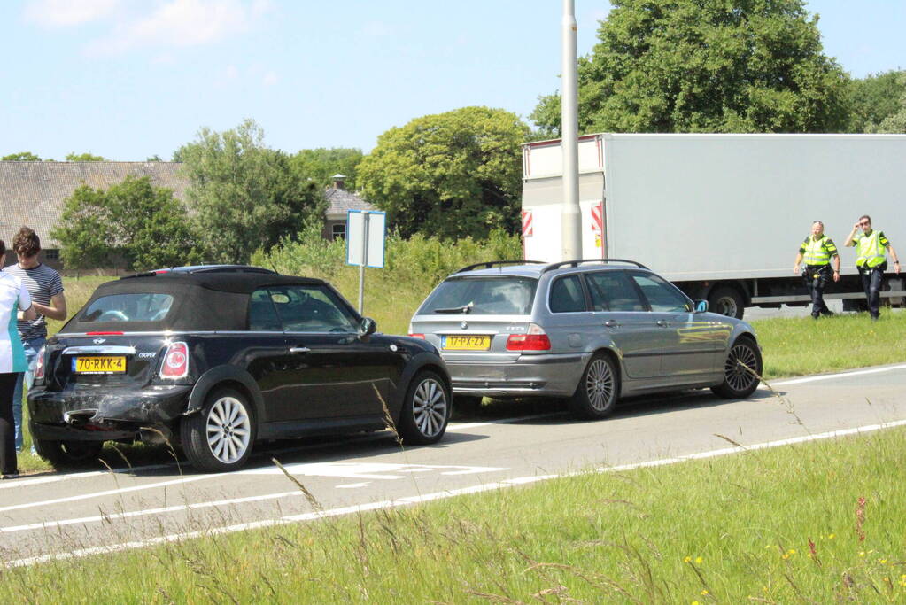 Meerdere voertuigen betrokken bij aanrijding
