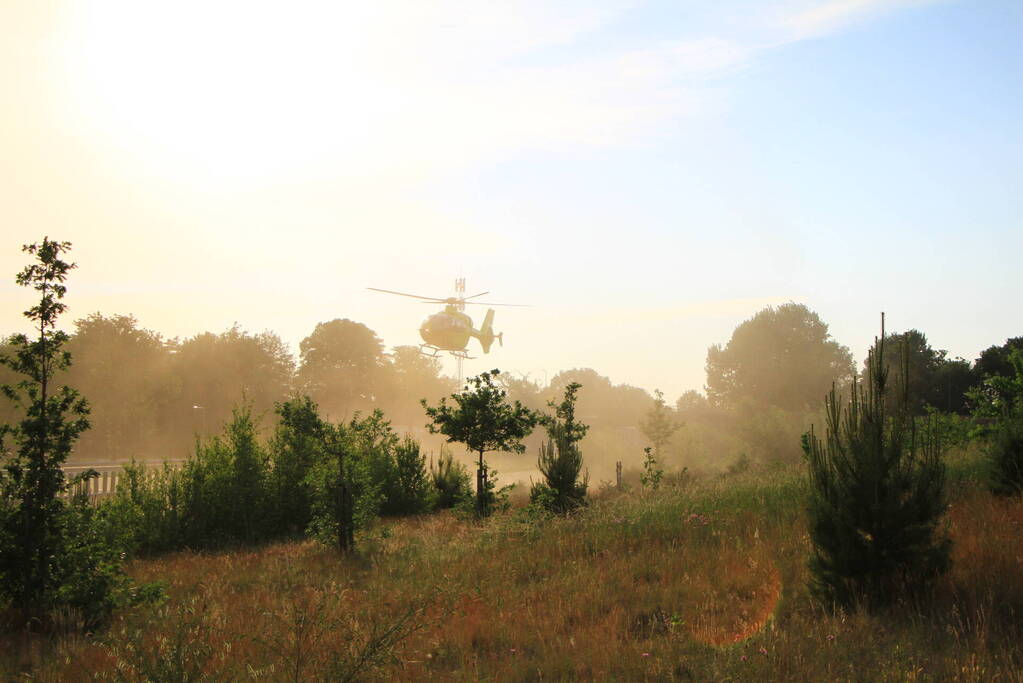 Traumahelikopter landt voor ongeval