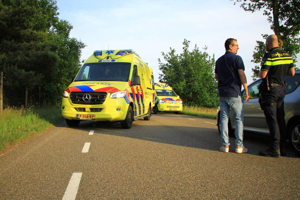 Traumahelikopter landt voor ongeval