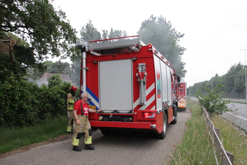 Veel rook bij brand in natuurgebied