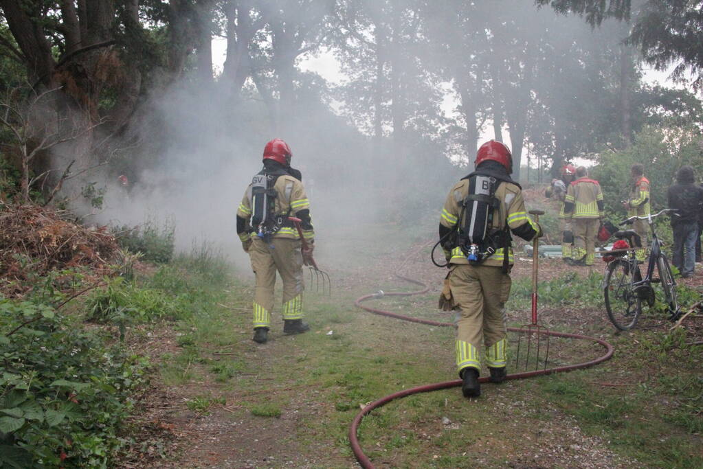 Veel rook bij brand in natuurgebied