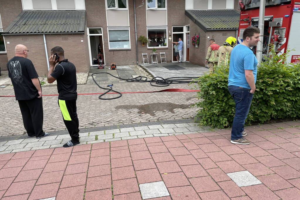Wasdroger vat vlam in woning