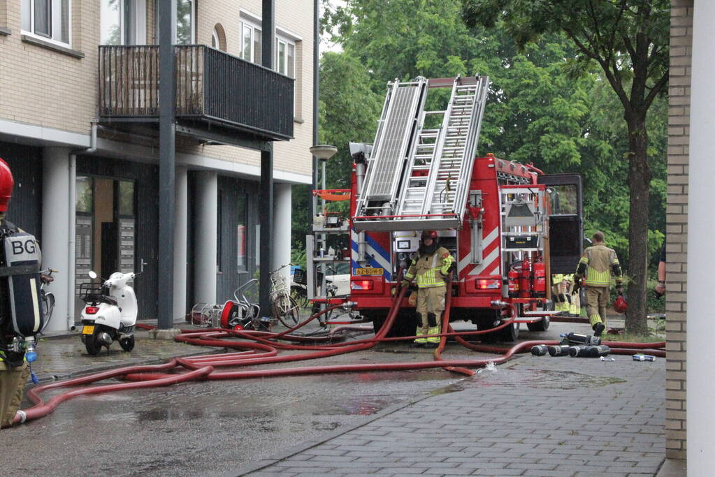 Enorme schade na brand in flatwoning