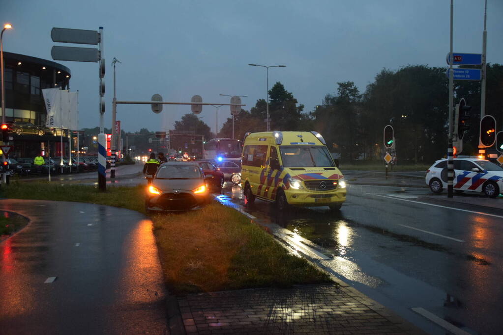 Schade na ongeval op kruising