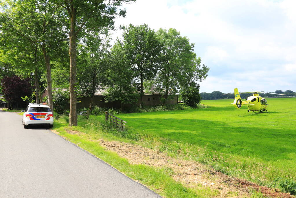 Man zwaargewond geraakt in woning