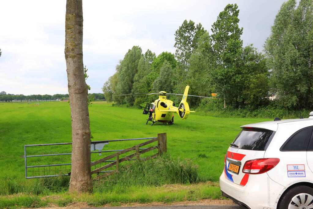 Man zwaargewond geraakt in woning
