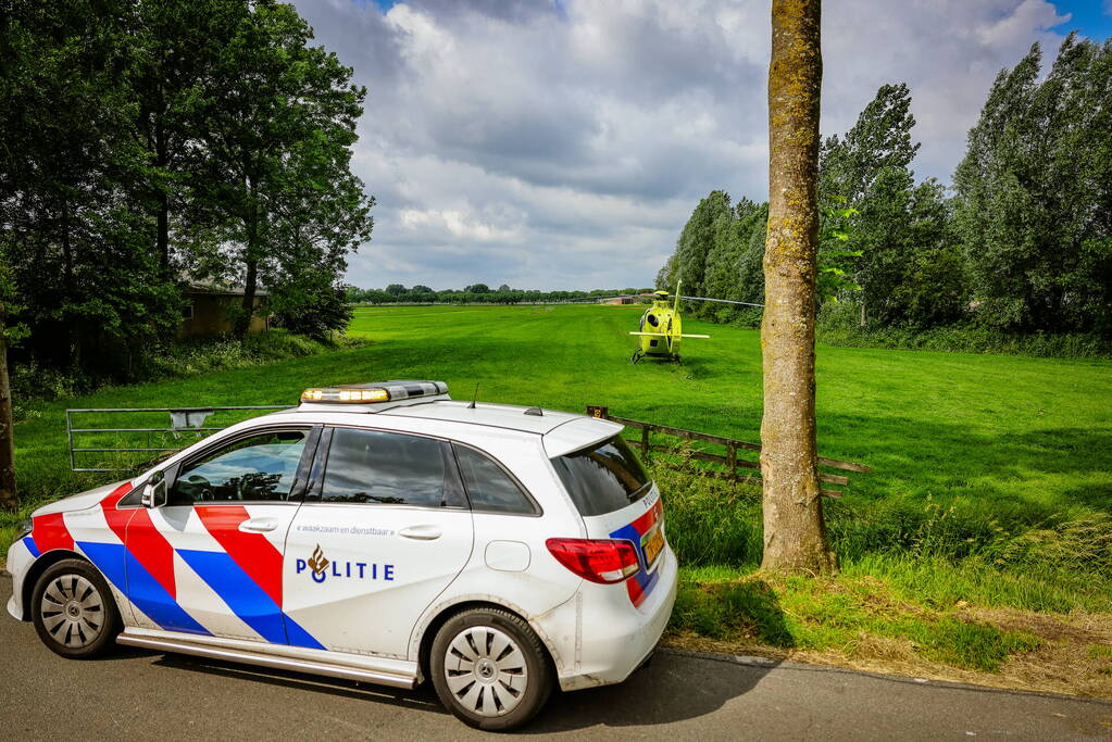 Man zwaargewond geraakt in woning