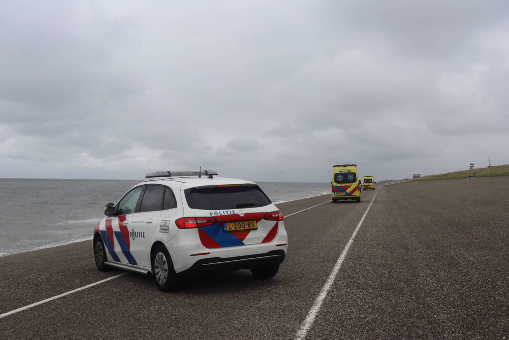 Hulpdiensten groots ingezet voor zwemmer