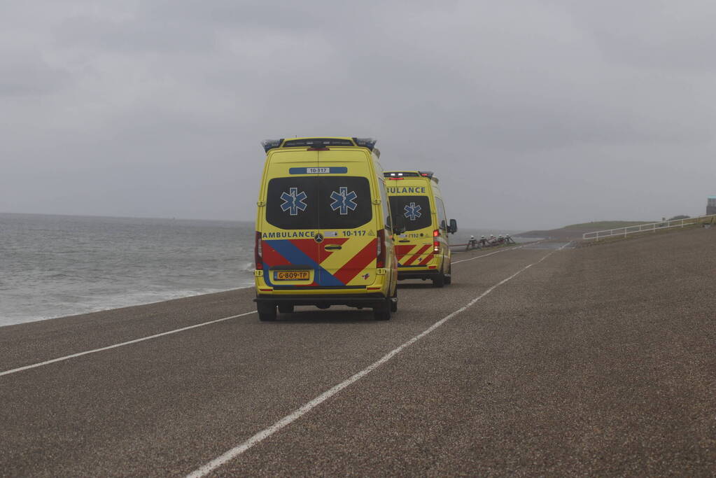 Hulpdiensten groots ingezet voor zwemmer