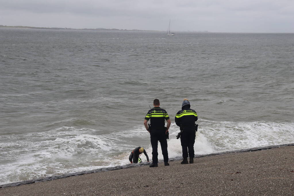 Hulpdiensten groots ingezet voor zwemmer
