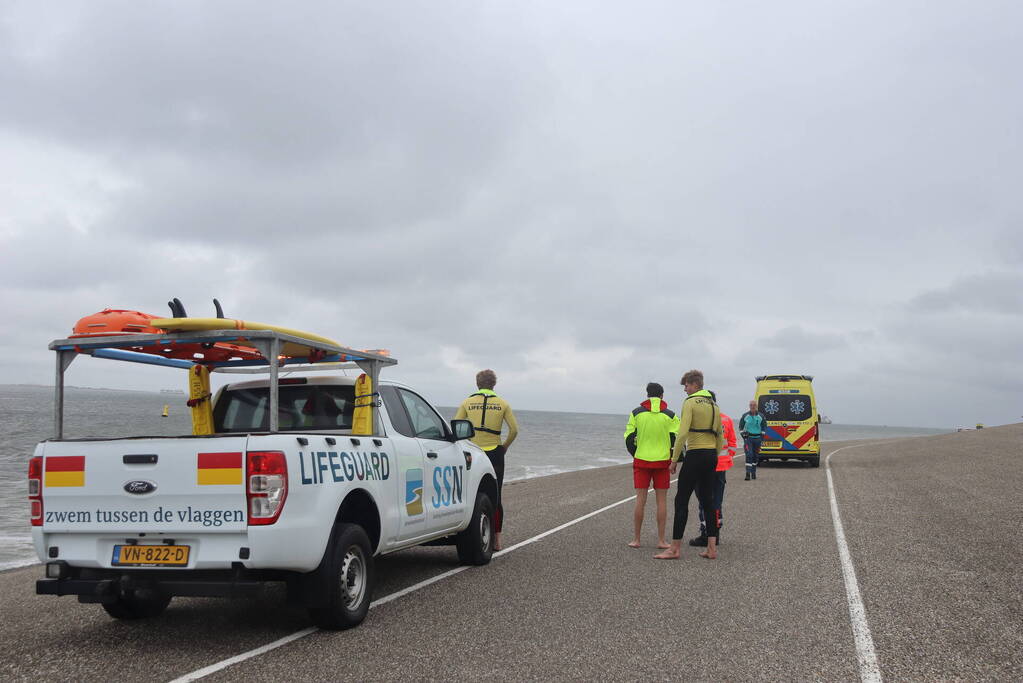 Hulpdiensten groots ingezet voor zwemmer